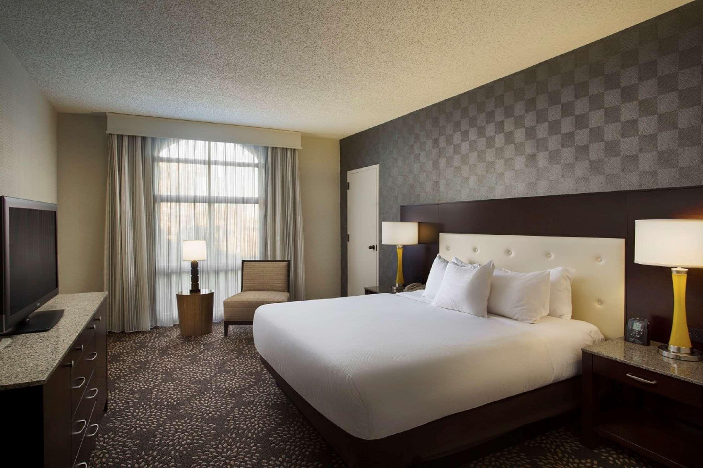 Hotel Hilton Airport